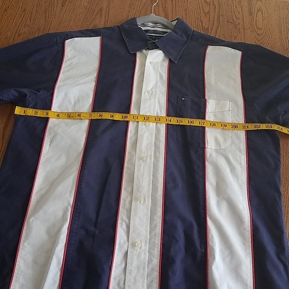TOMMY Hilfiger LG button shirt flag striped colors - Picture 6 of 7